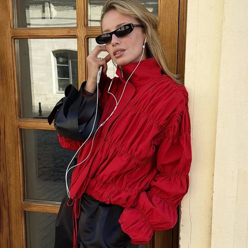 Geraffte Stehkragenjacke mit Reißverschluss