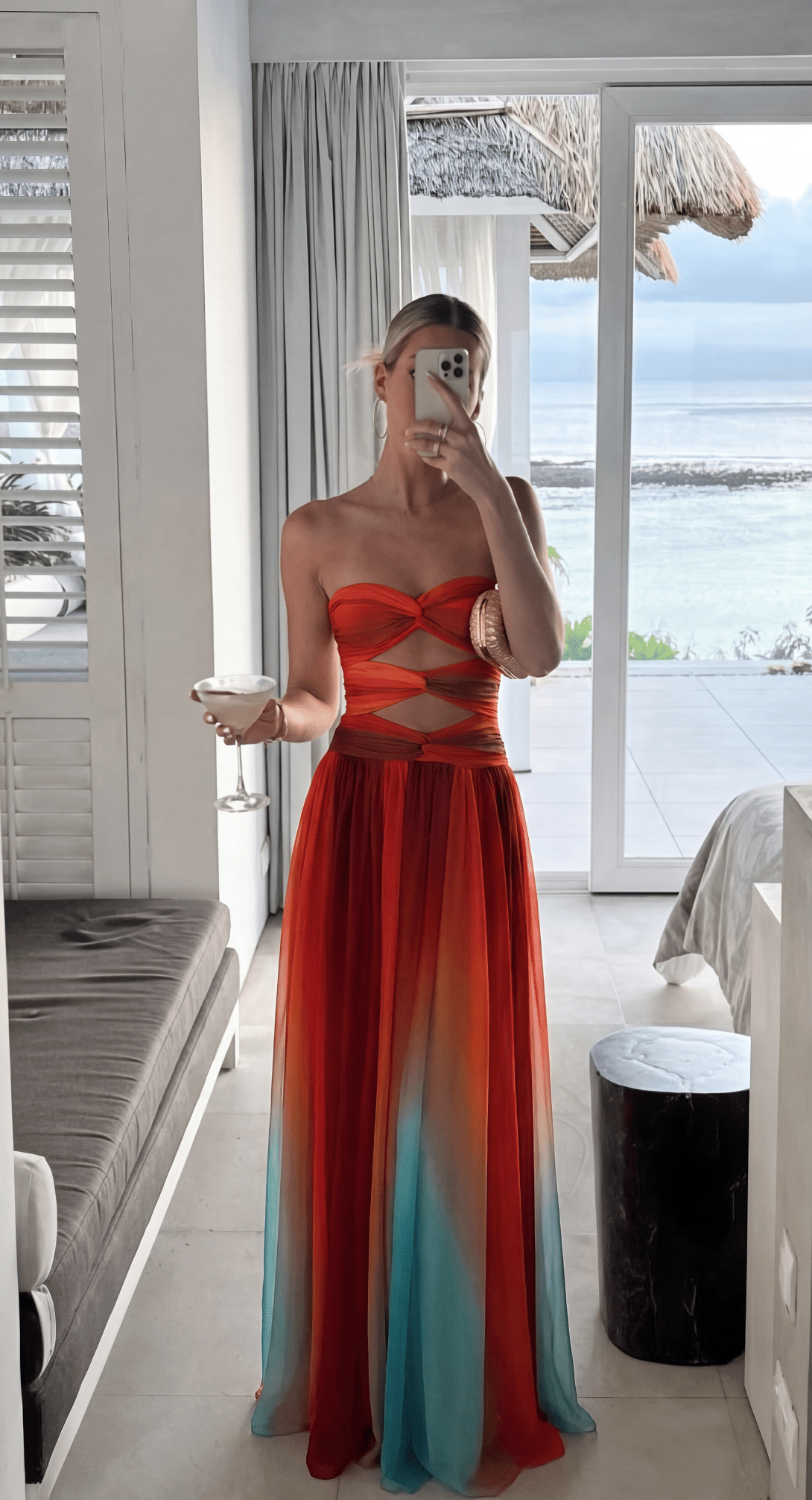 Trägerloses Maxi-Kleid mit vorderem Knoten