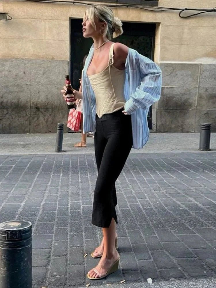 Audrey – dehnbare schwarze Caprihose