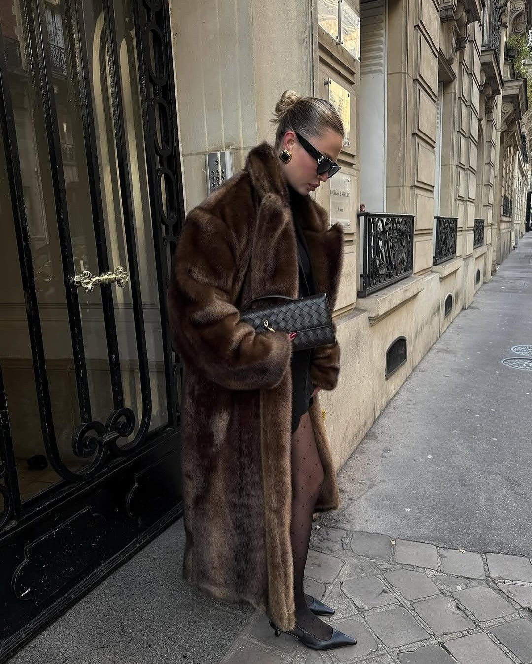Stylischer Faux-Fur Maxi-Mantel