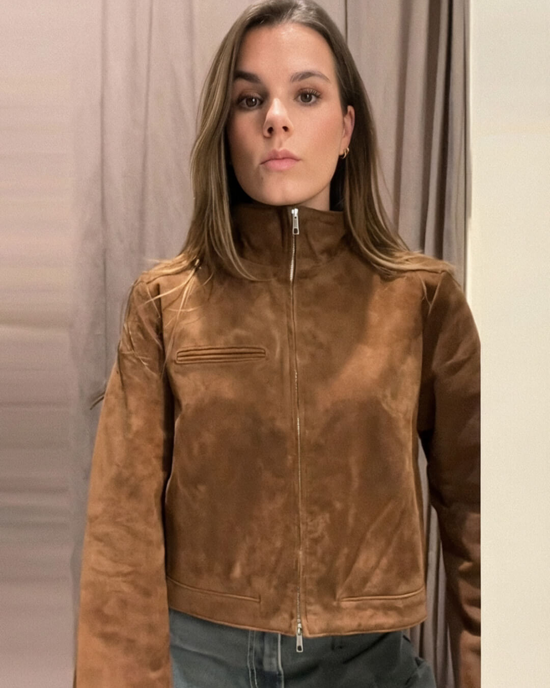 Ahiwa – Jacke aus Wildlederimitat mit Stehkragen und Reißverschluss