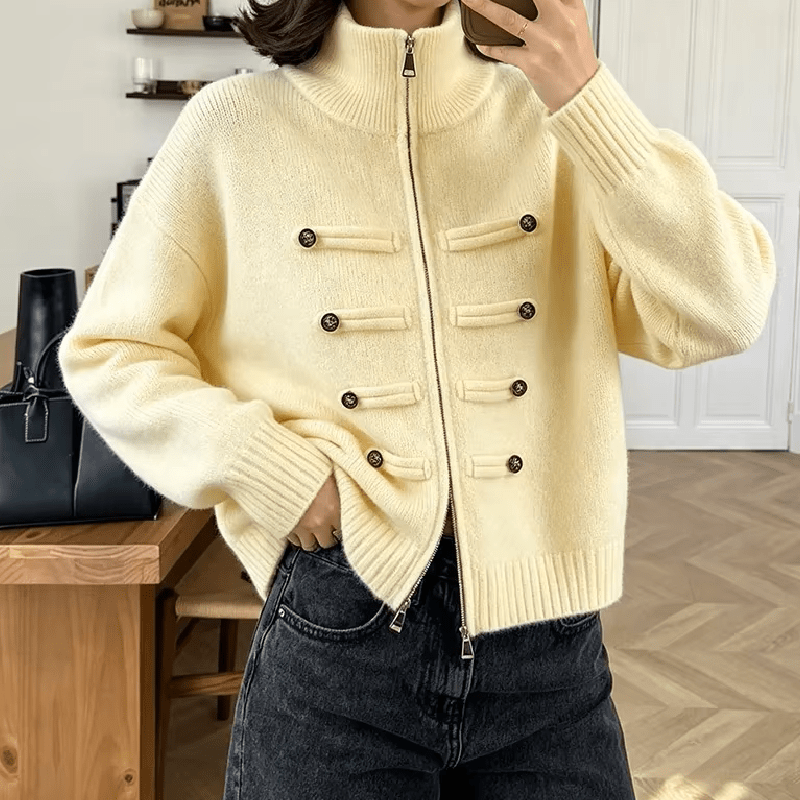 Rollkragen-Strickjacke mit Reißverschluss