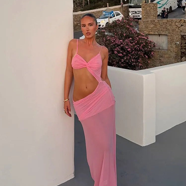 Layla – Maxikleid mit Drehdetail, Cut-outs und hohem Schlitz