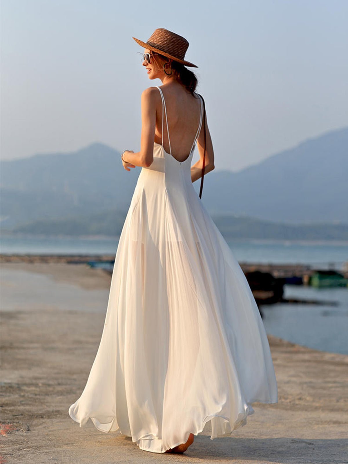 Hanna – Rückenfreies Maxikleid mit schmalen Trägern