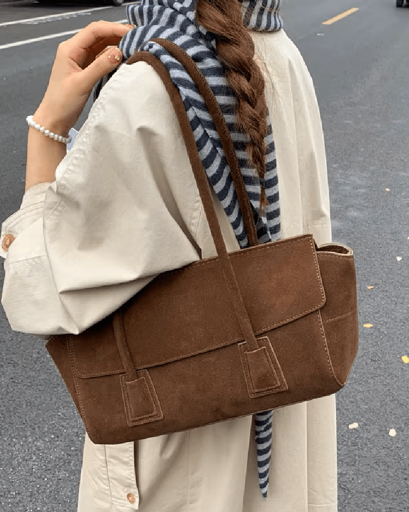 Vintage-Schultertasche aus Wildlederimitat