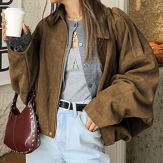 Khakifarbene Jacke in Wildlederoptik im Vintage-Stil