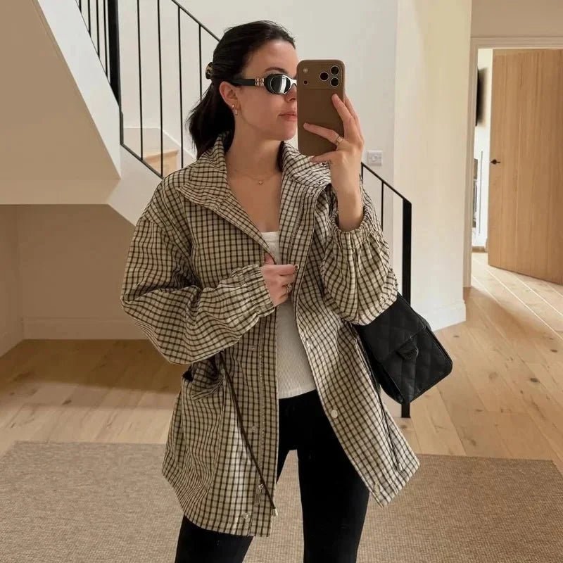 Taillierte karierte Jacke im Vintage-Stil