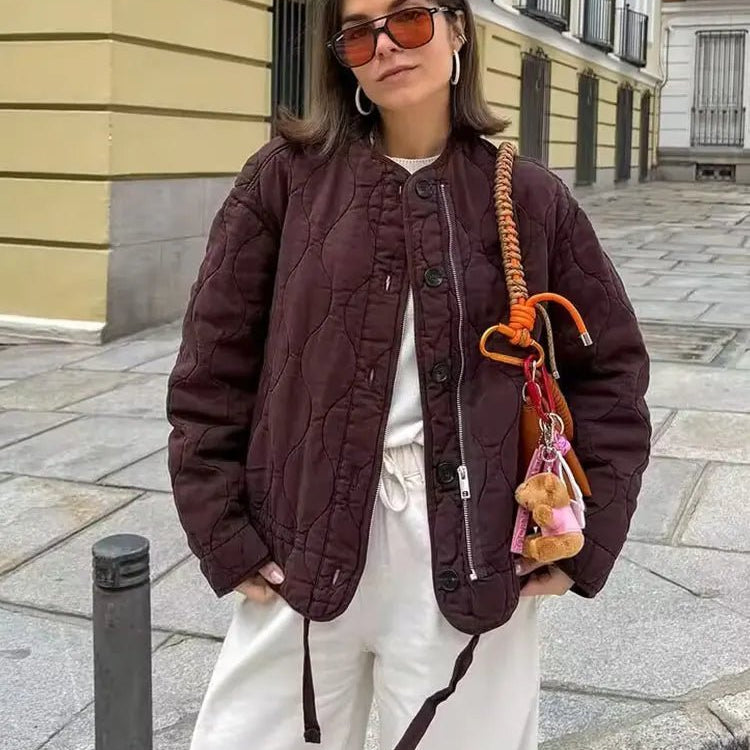 Ahlena – Wattierter Steppmantel im Vintage-Stil