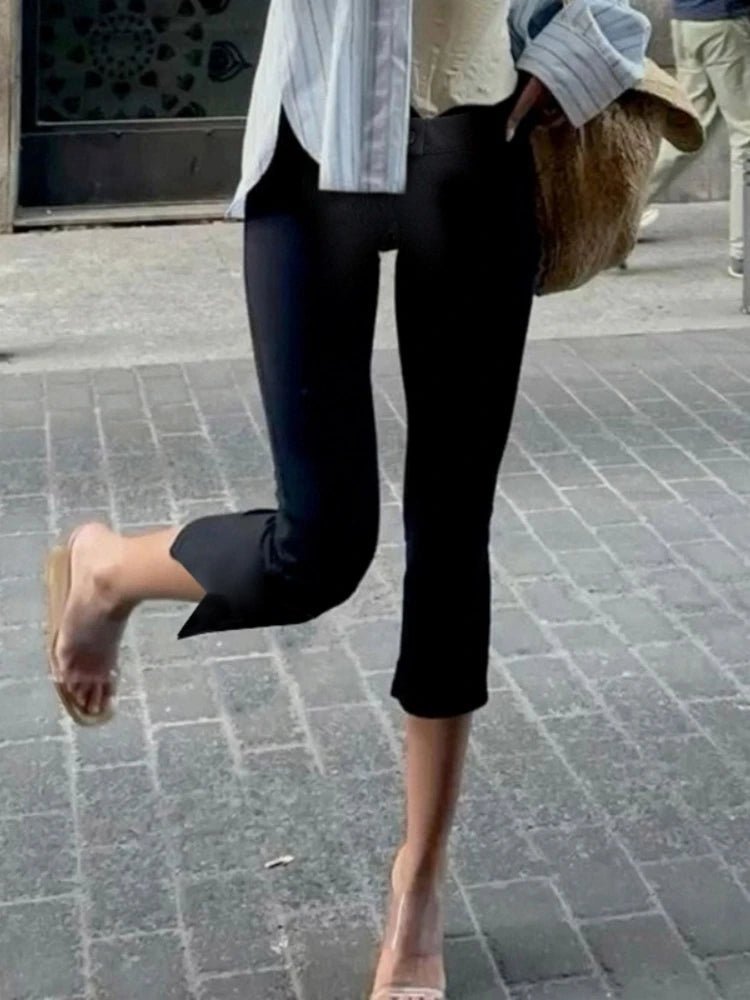 Zofia – Schwarze Caprihose