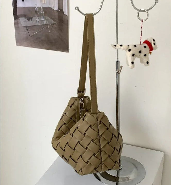 Minimalistische Hobo-Schultertasche