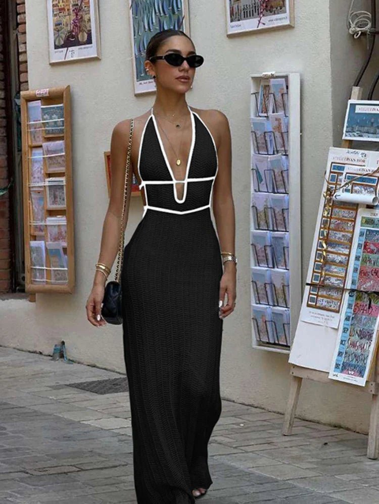 Stilvolles schnürbares Halter-Maxikleid