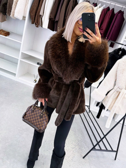 Stylisher Oversized Taillierter Faux Fur Coat