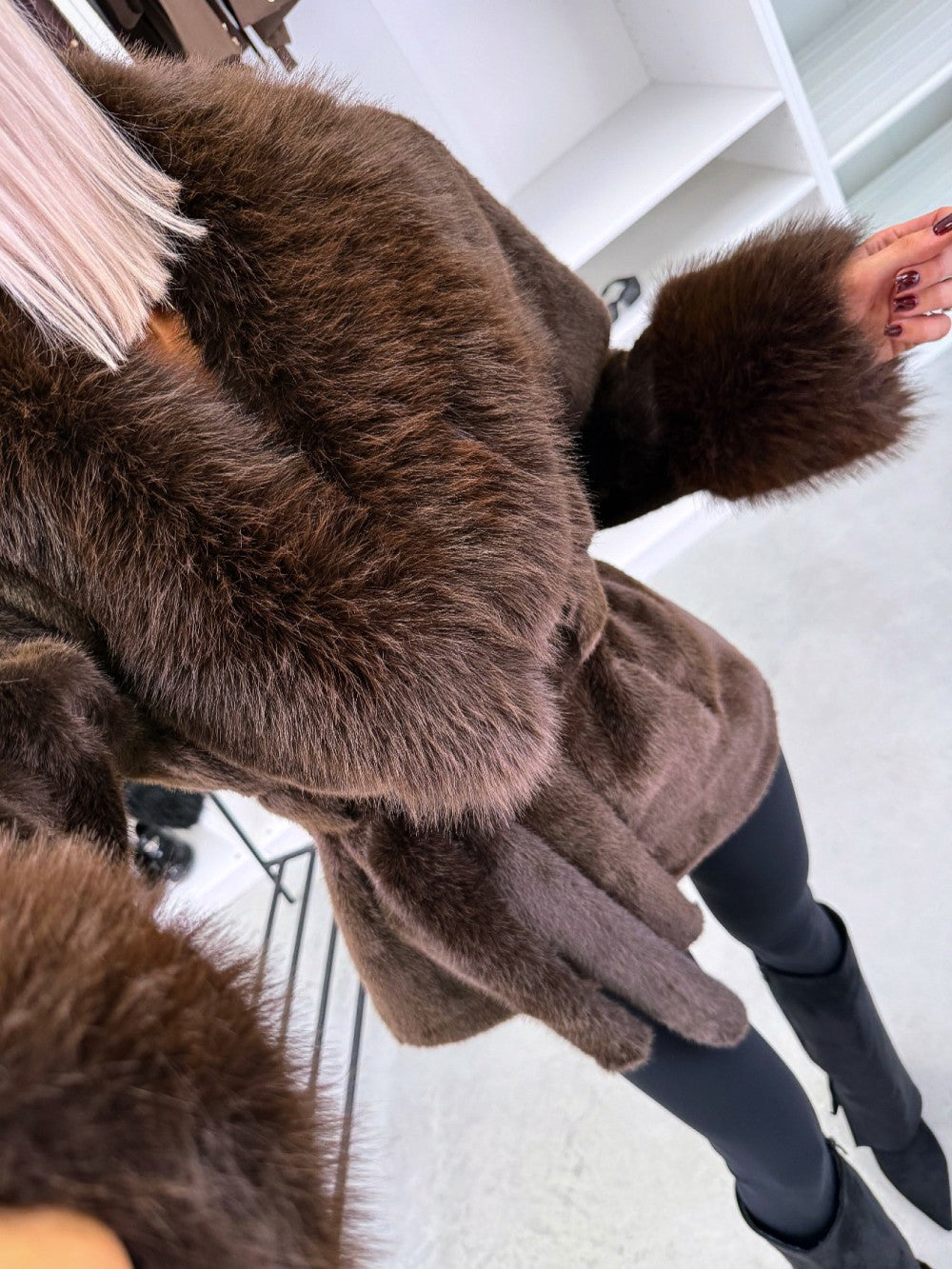 Stylisher Oversized Taillierter Faux Fur Coat