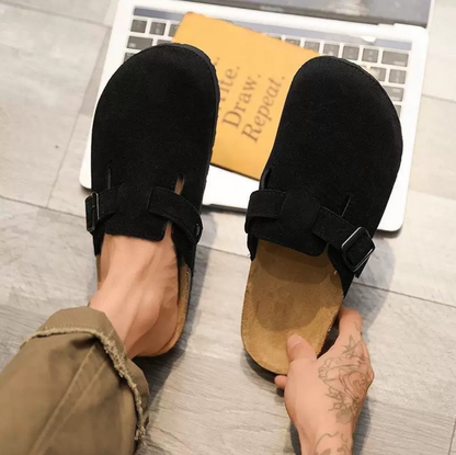 Slip-On Clog mit verstellbarer Schnalle
