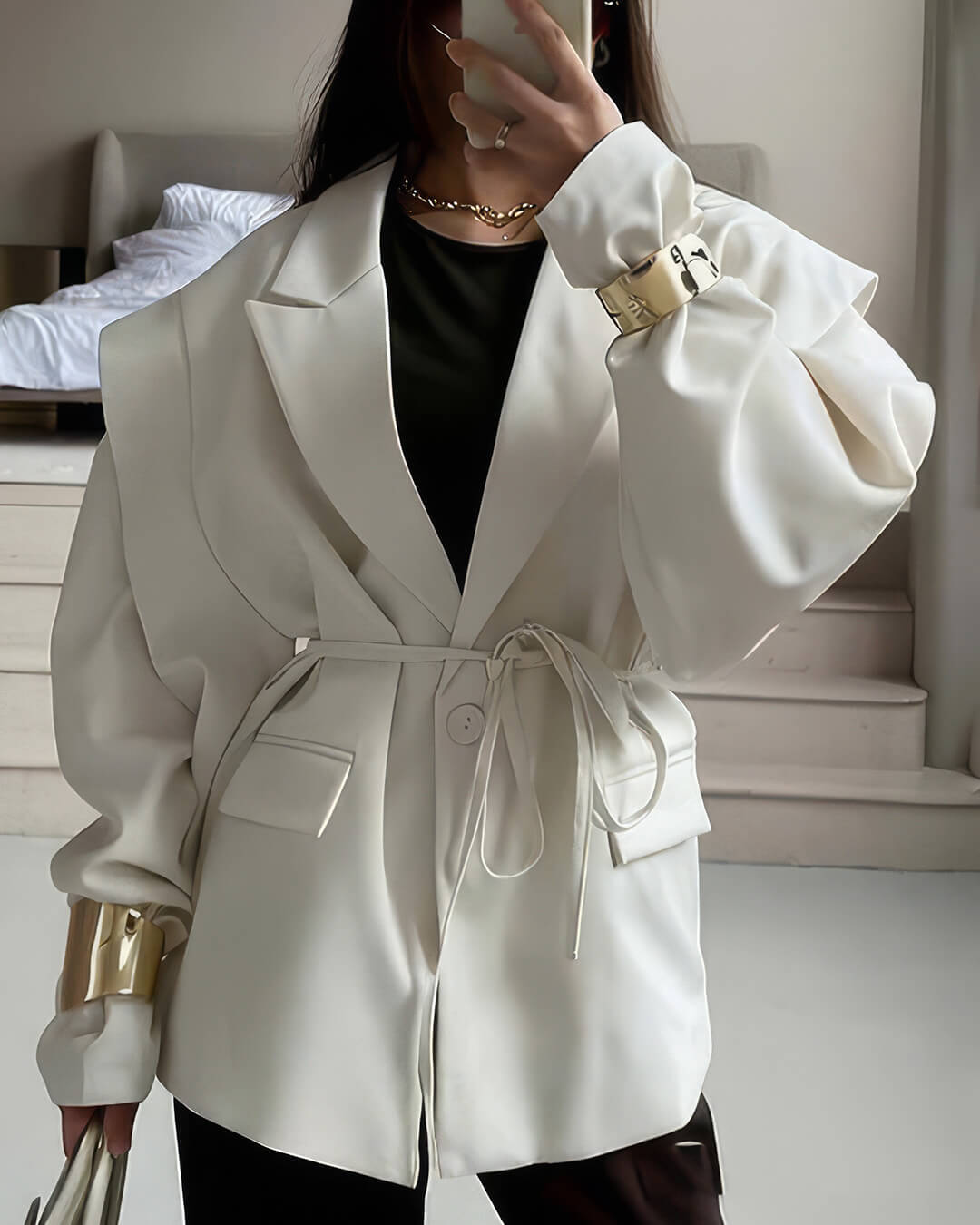 Mia – Blazer mit weitem Ärmel und Gürtel