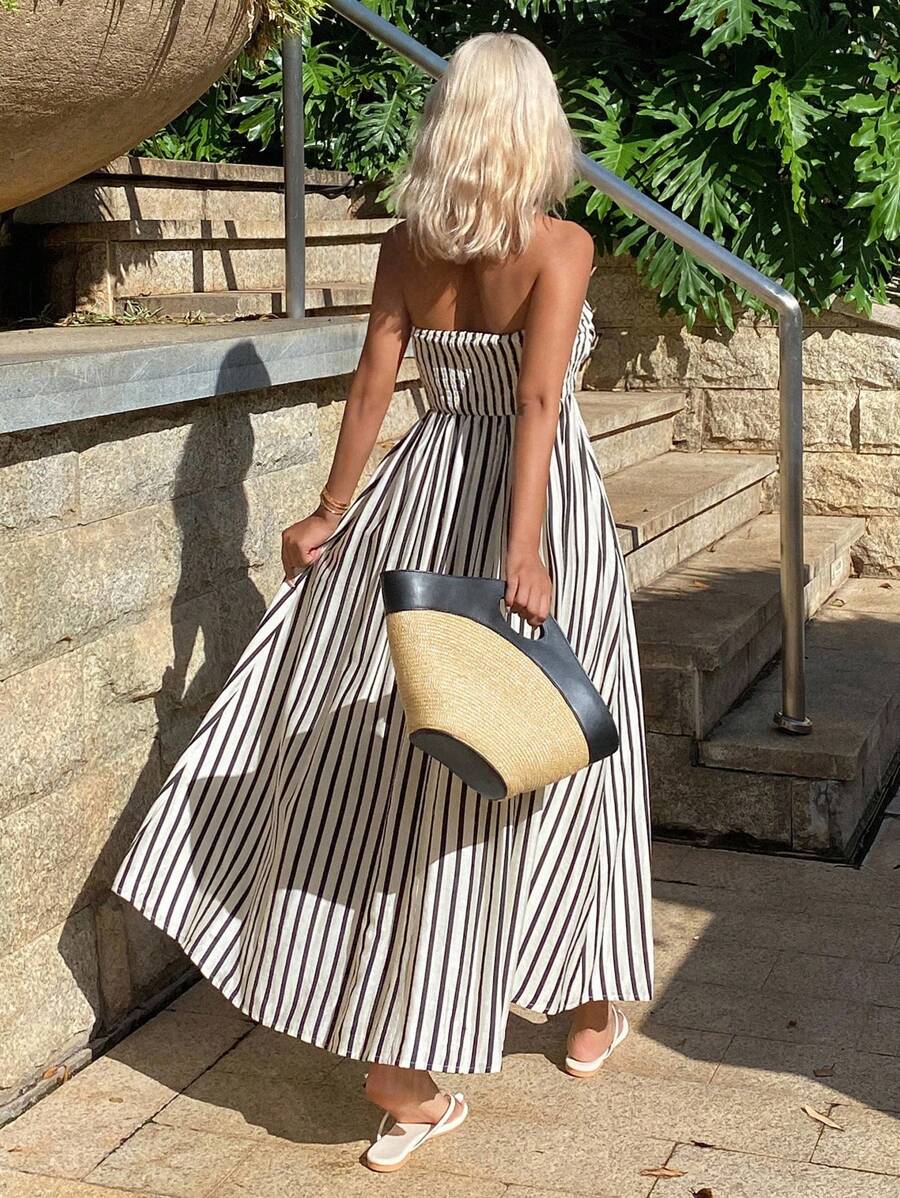 Annie – Gestreiftes Bandeaukleid mit Raffungen