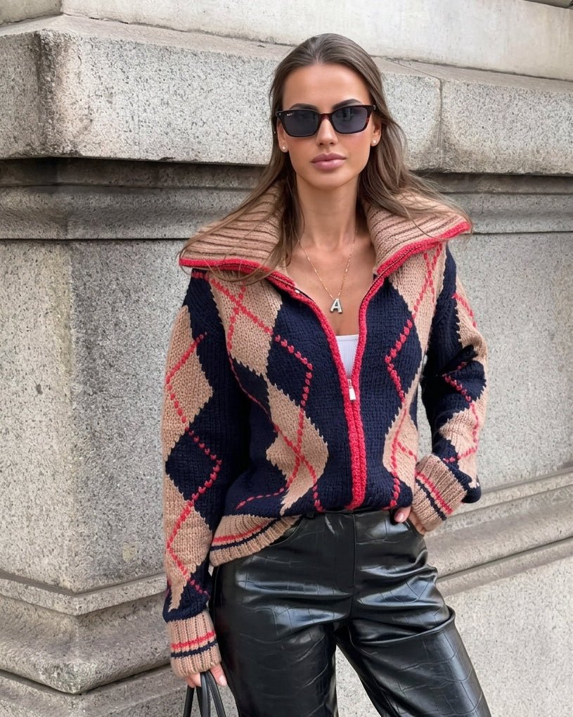 Gerippte Strickjacke mit Argyle-Muster und Reißverschluss