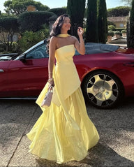 Adela – Asymmetrisches Transparentes Maxi-Kleid mit Schal