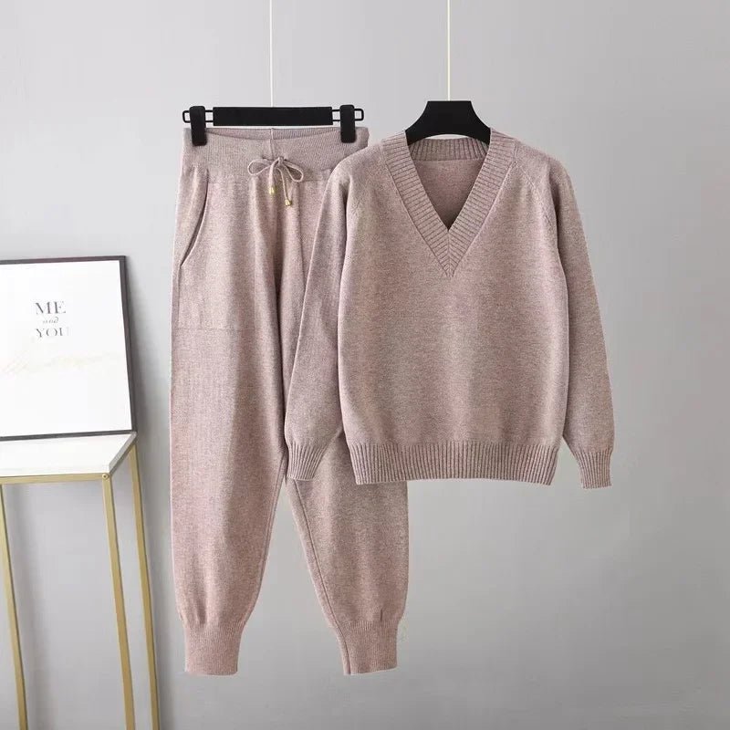 Afana – Strickset aus Wolle mit V-Ausschnitt