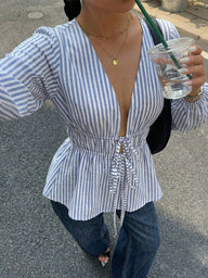 Caitriona – Gestreifte Bluse mit Bindeknoten vorn