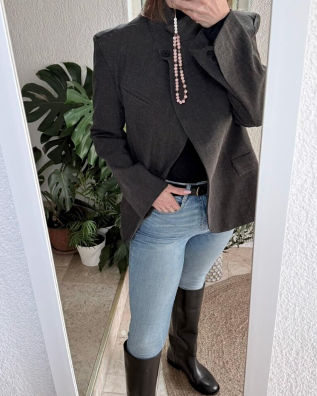 Eleganter karierter Blazer mit Stehkragen