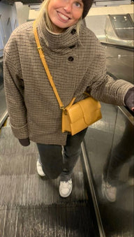 Kurze Hahnentrittjacke mit hohem Kragen