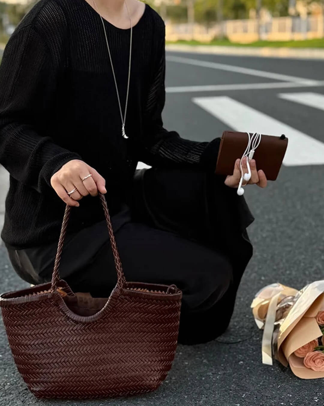 Anne – handgewebte Kunstledertasche von OLANE