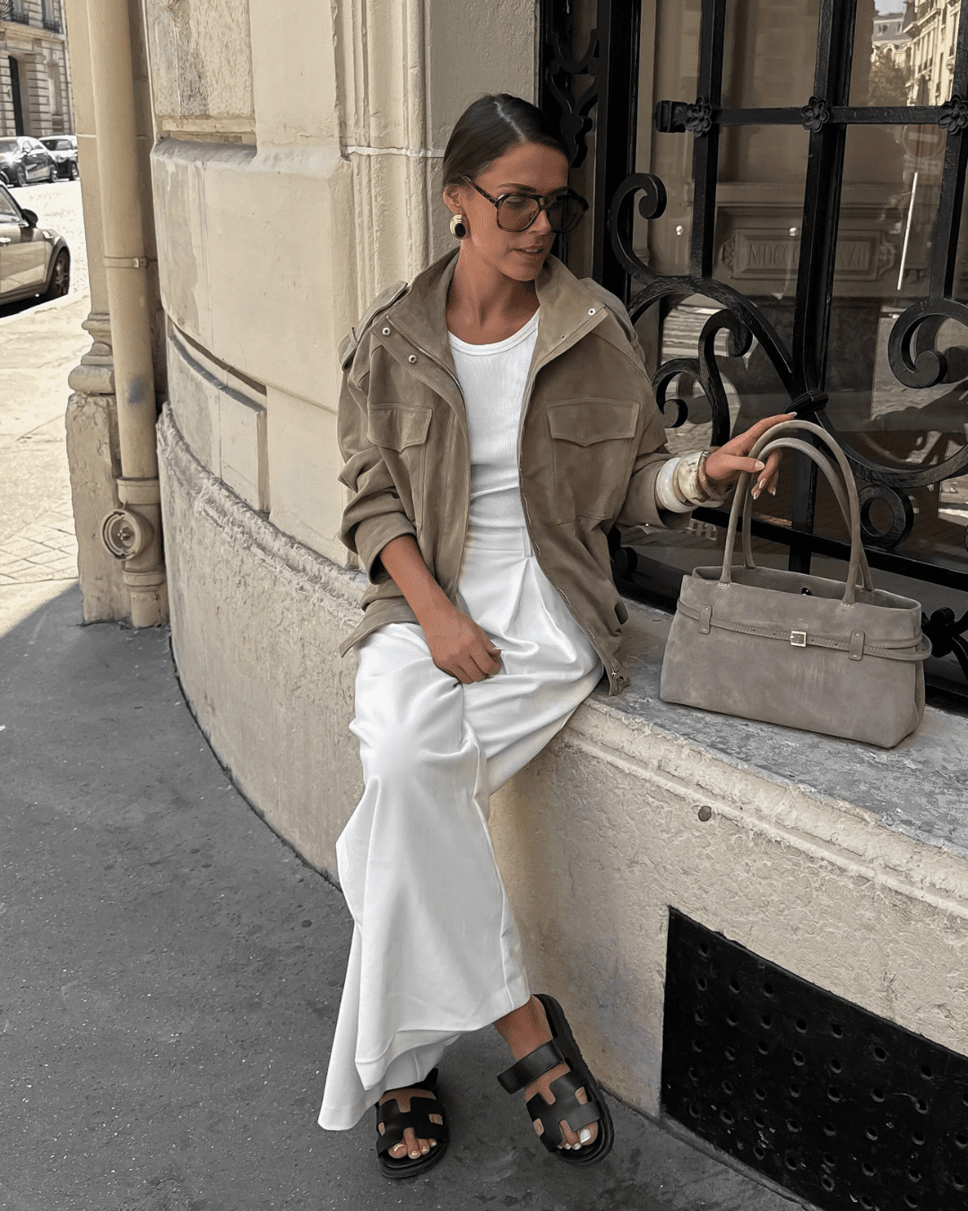 Jacke in Wildlederoptik mit hohem Kragen und Tasche