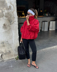 Emilia – Taillierte Jacke mit hohem Kragen
