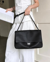 Große Kunstleder-Schultertasche mit Klappe