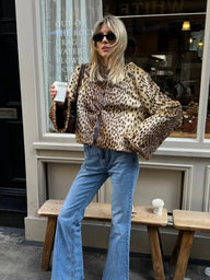 Locker geschnittene Kunstpelzjacke mit Leopardenmuster