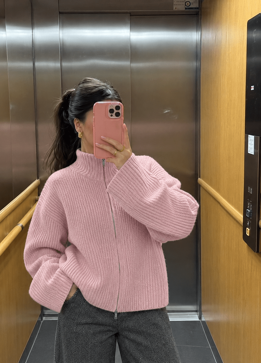 Oversized-Rippstrickpullover mit Reißverschluss