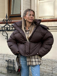 Oversized kurze Kapuzen-Pufferjacke