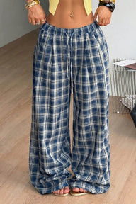 Weite karierte Hose mit Kordelzug