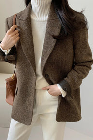 Blazer mit Revers und lockerer Passform