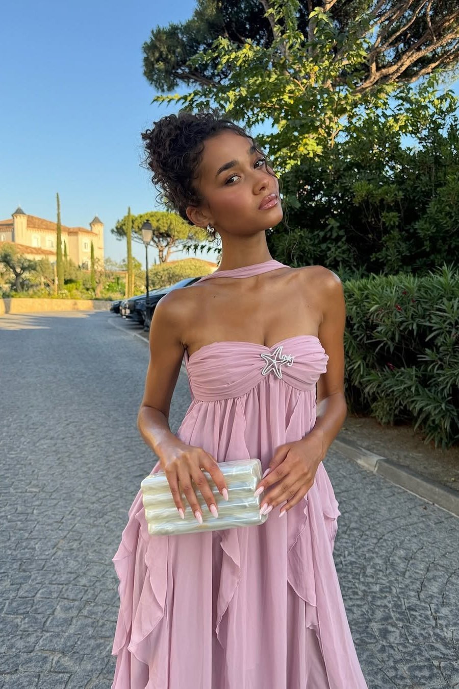 Romantisches, trägerloses Maxikleid mit Rüschen
