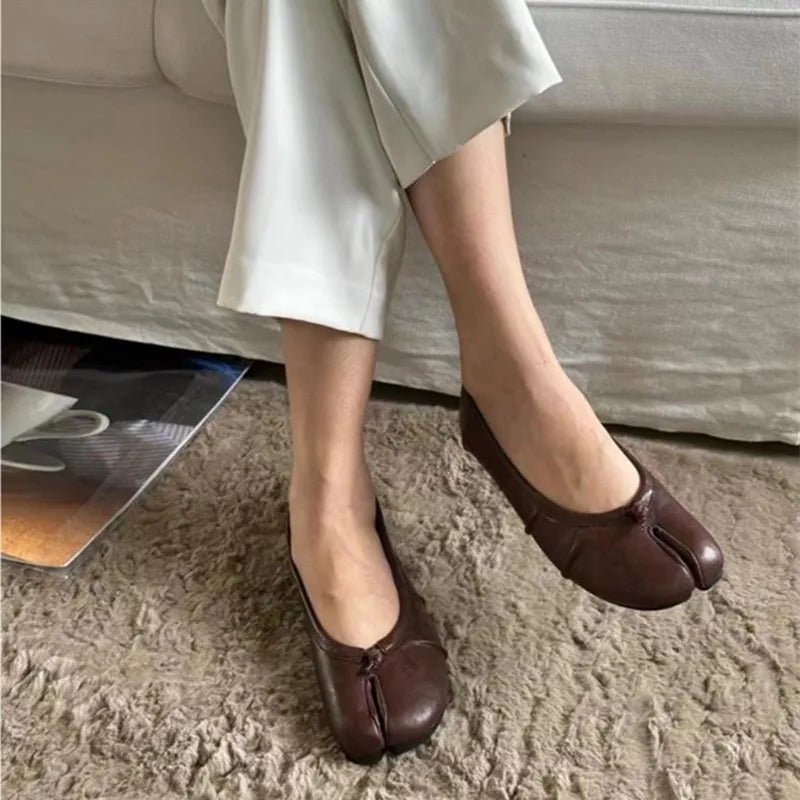 Laura – Zehentrenner-Mules aus Kunstleder