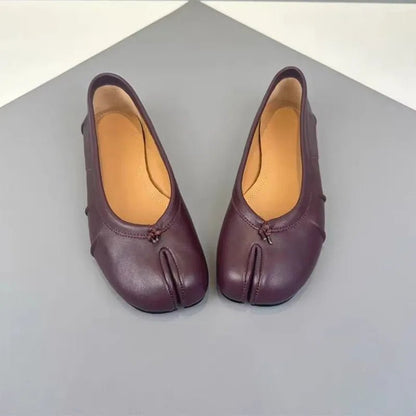 OLANE Slip-On Split-Toe Leather Mules Burgundy35Women's Shoes