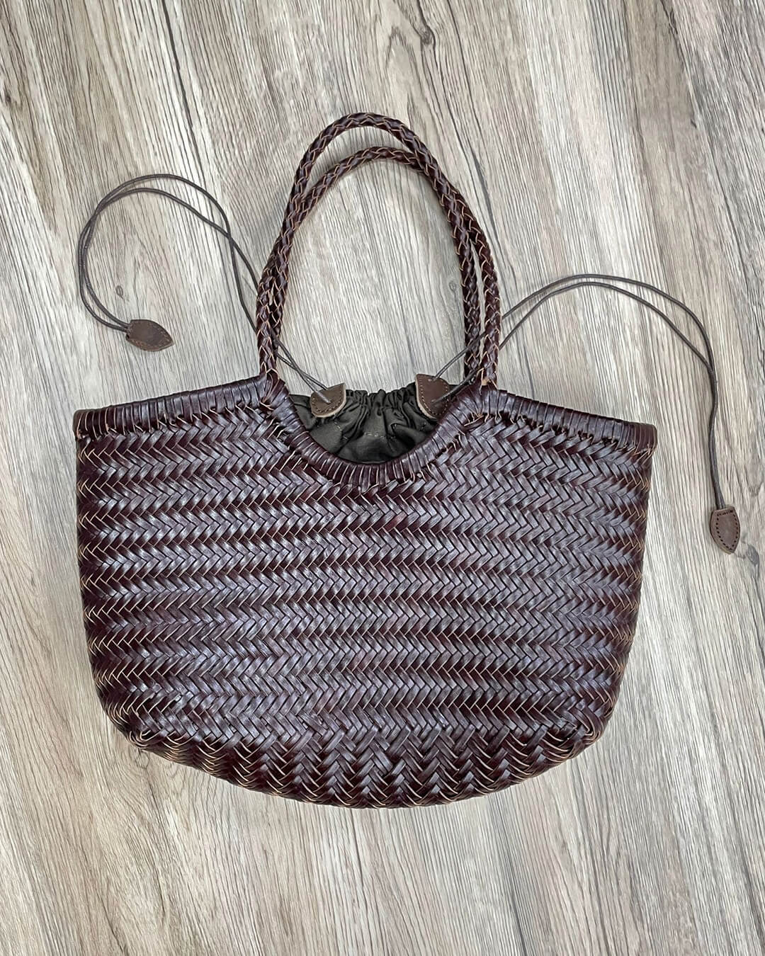 Geräumige gewebte Tote-Bag