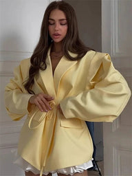 Mia – Blazer mit weitem Ärmel und Gürtel