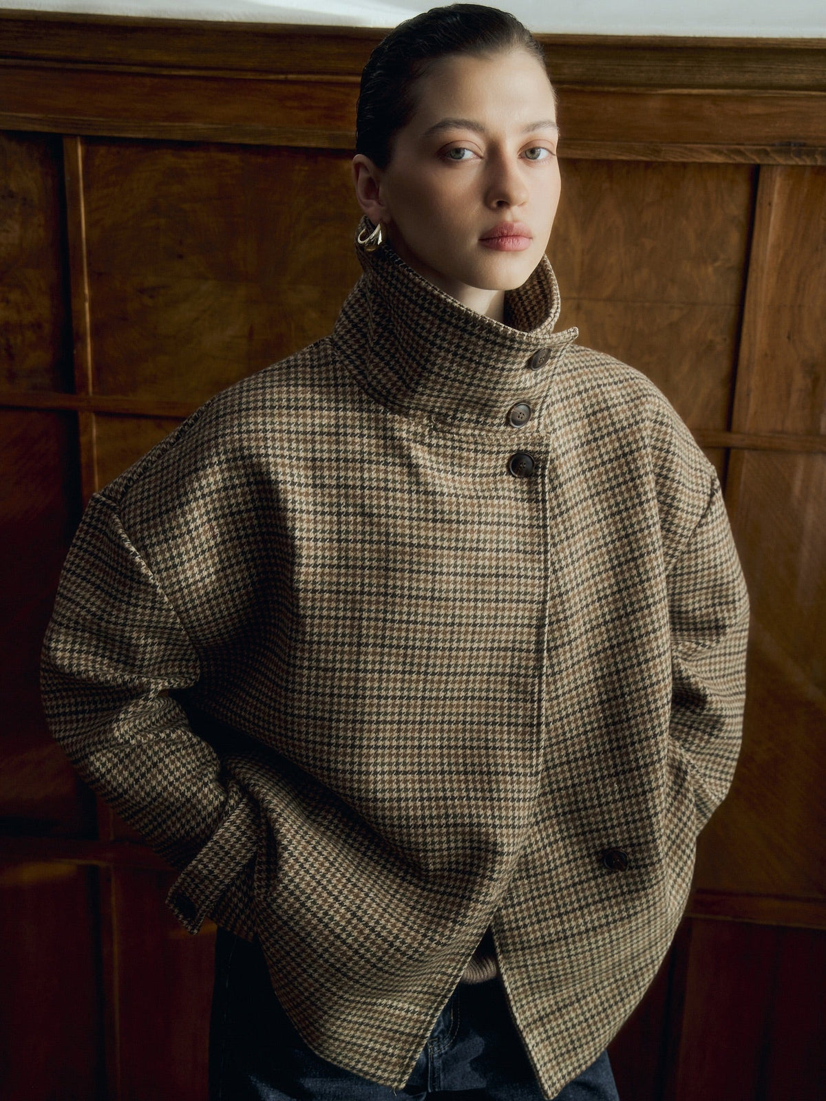 Funnel Neck Houndstooth Short Jacket