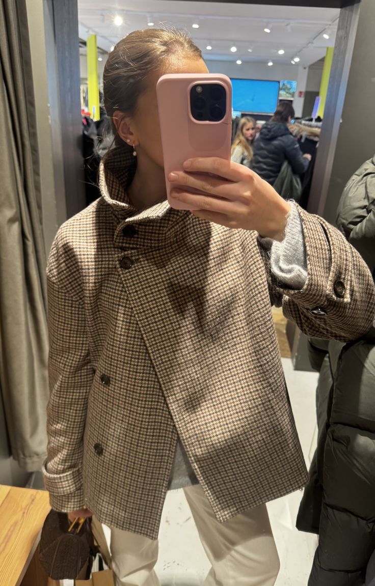 Funnel Neck Houndstooth Short Jacket
