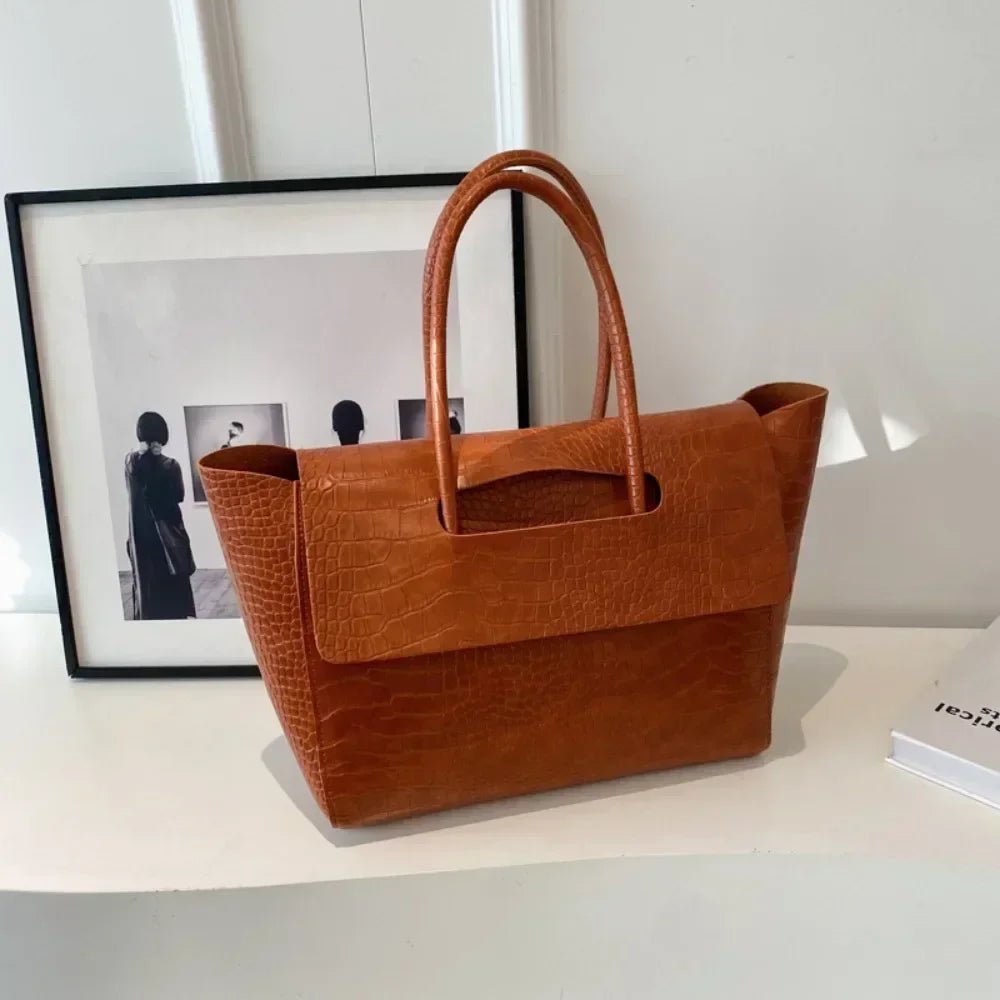 Alicia Geprägte Leder-Tote