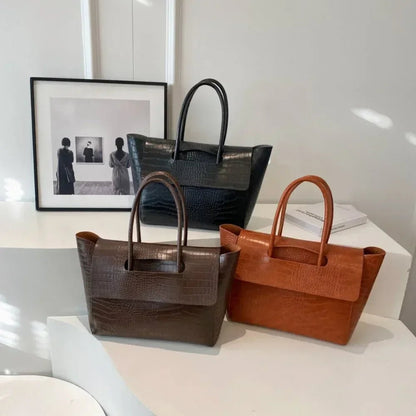 Alicia Geprägte Leder-Tote