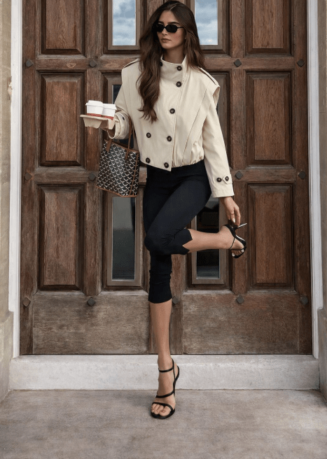 Sandra Faltiger Trenchcoat mit hohem Kragen