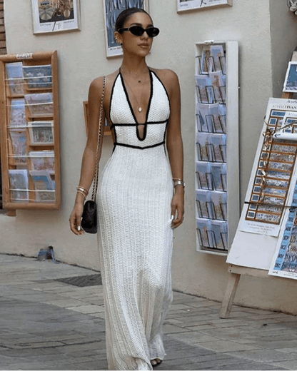 Stilvolles schnürbares Halter-Maxikleid