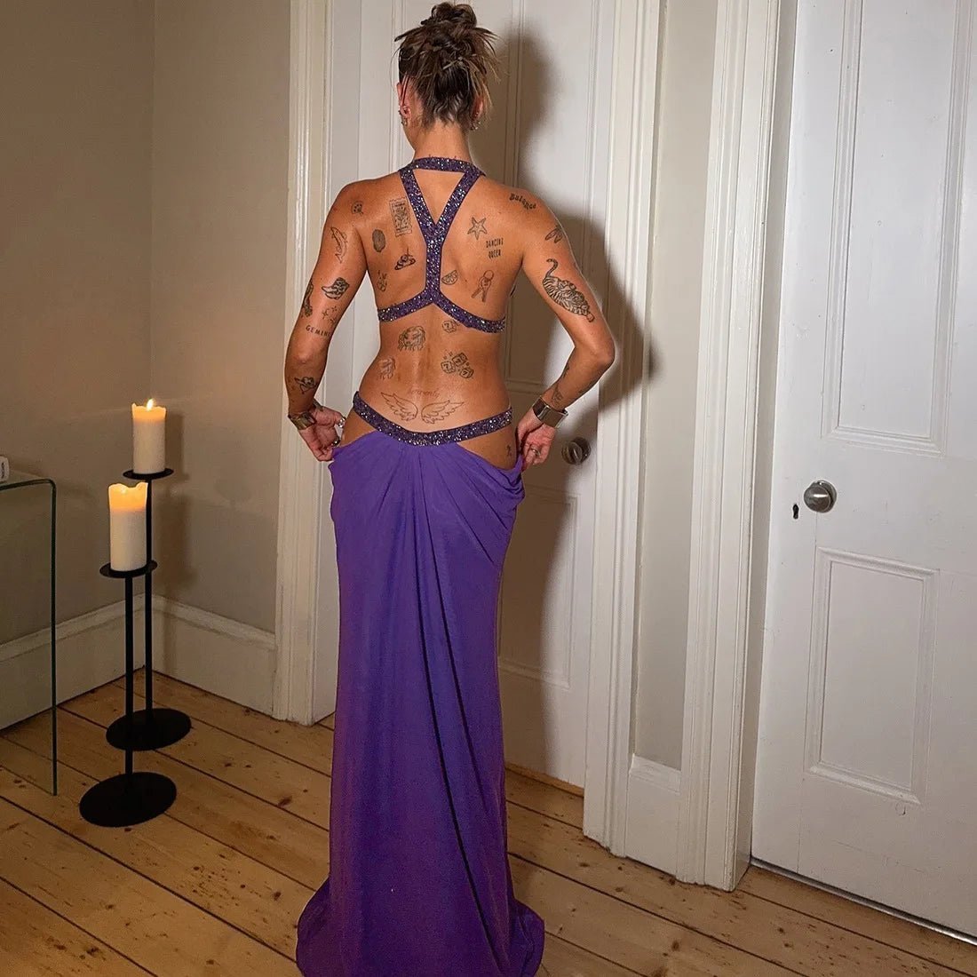 Nadia Neckholder Rückenfreies gerafftes Maxikleid