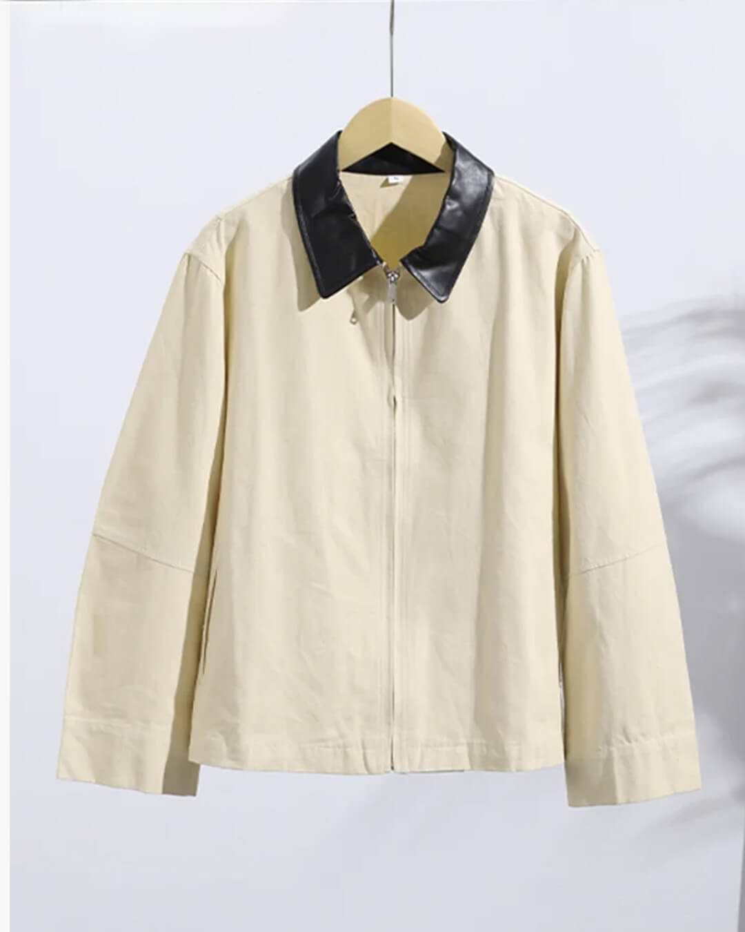 Stylish Contrast Collar Zip-Up Jacket