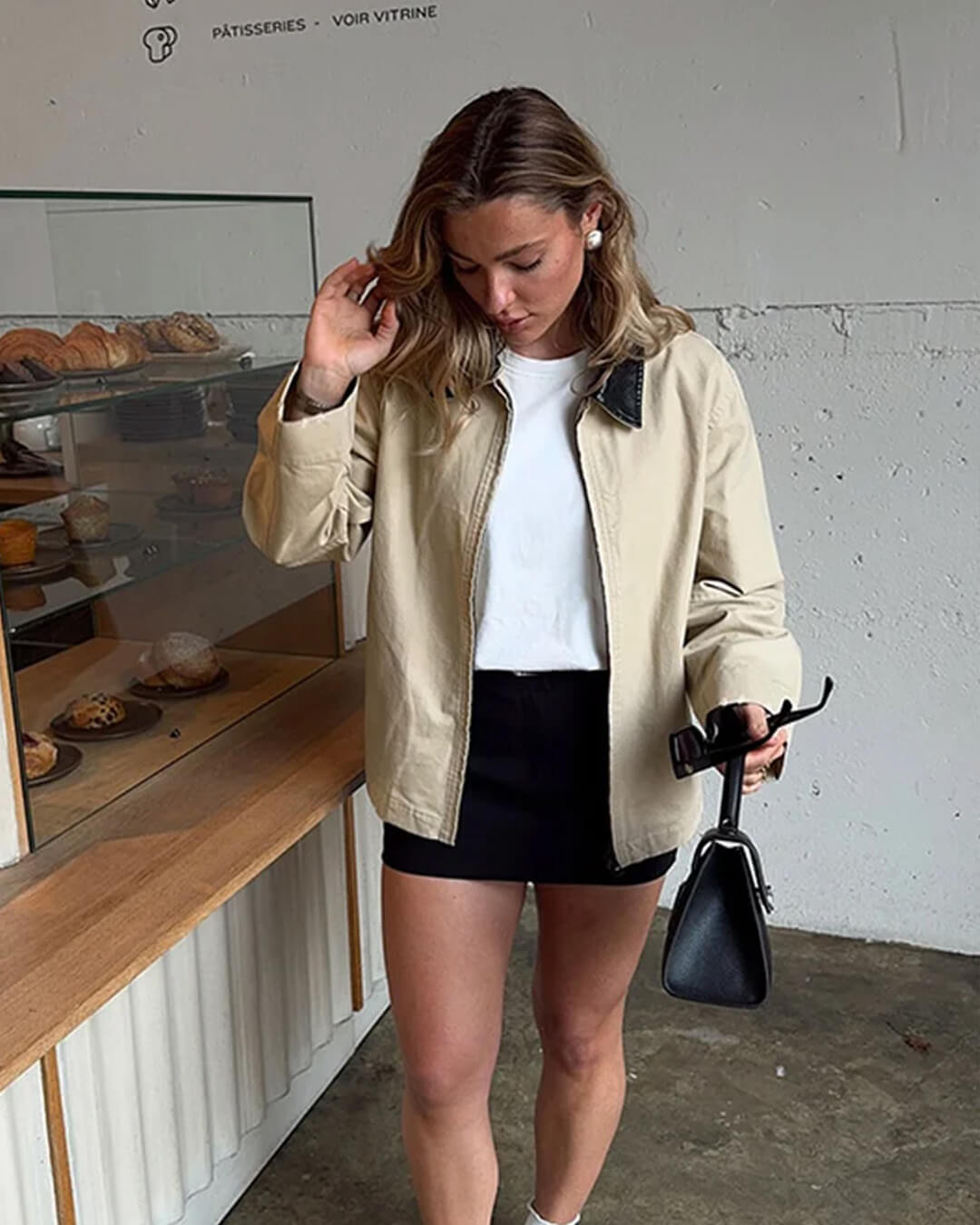 Stylish Contrast Collar Zip-Up Jacket