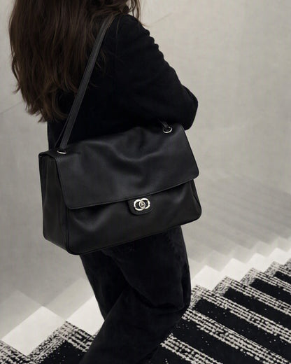 Elegant Buckle Flap Leather Shoulder Bag